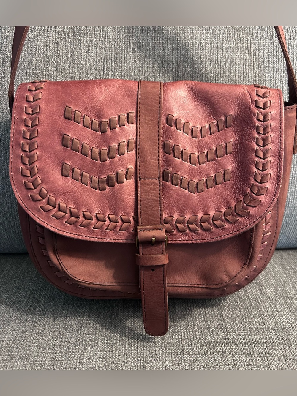 Via Mia Women's Chevron Detail Leather Crossbody Bag in Mauve/Rust/Brown